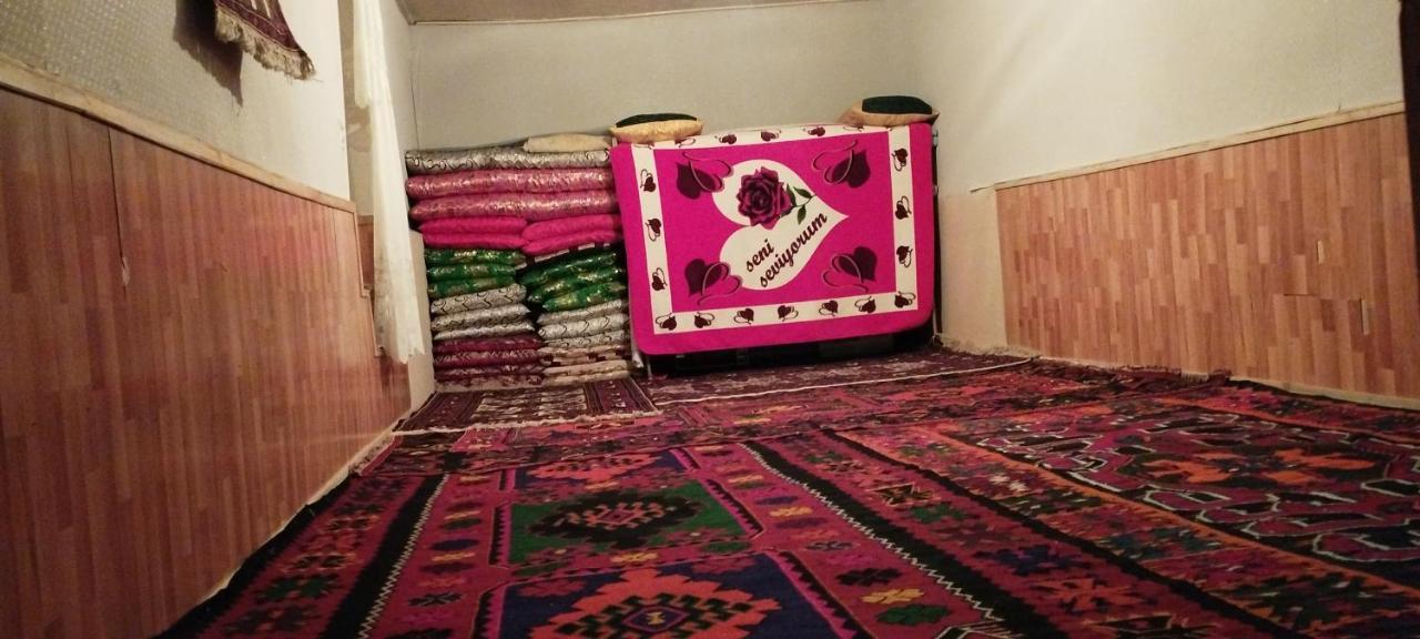 Zaur Guest Hause Hotell Xinaliq Eksteriør bilde