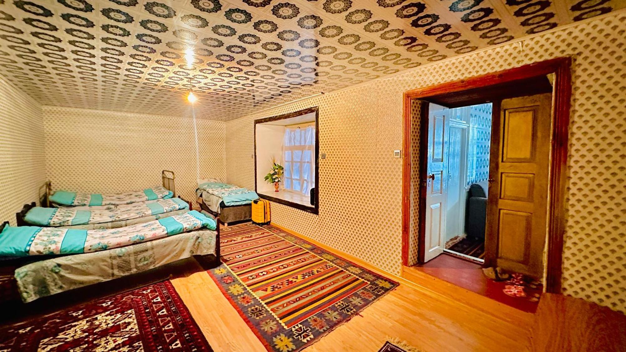 Zaur Guest Hause Hotell Xinaliq Eksteriør bilde