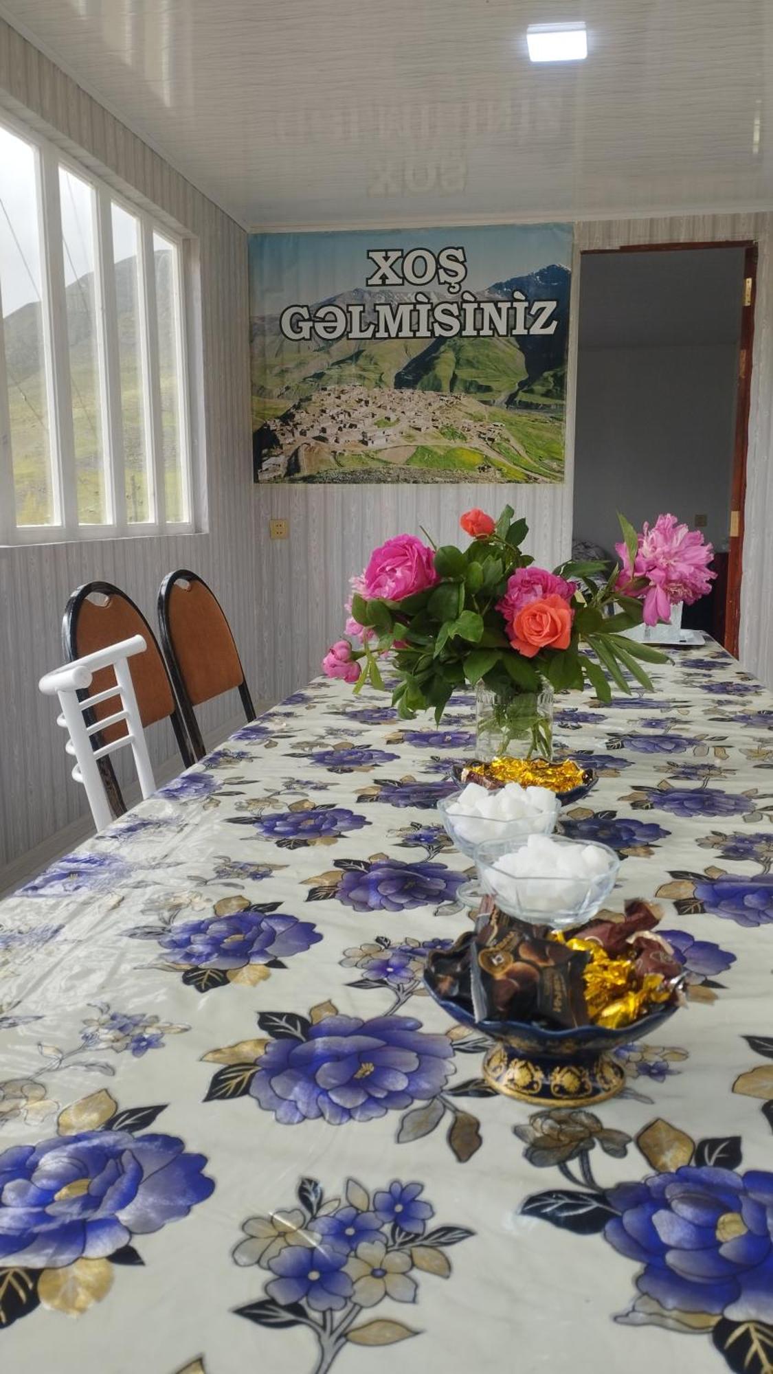 Zaur Guest Hause Hotell Xinaliq Eksteriør bilde